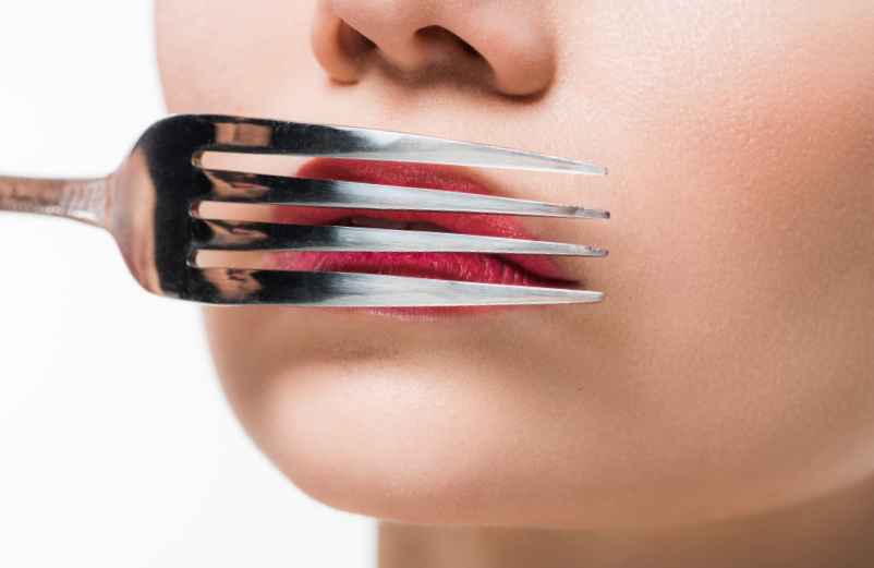 Mauvais goût dans la bouche et fatigue : quelles causes possibles ?-L'enfant dans la nature